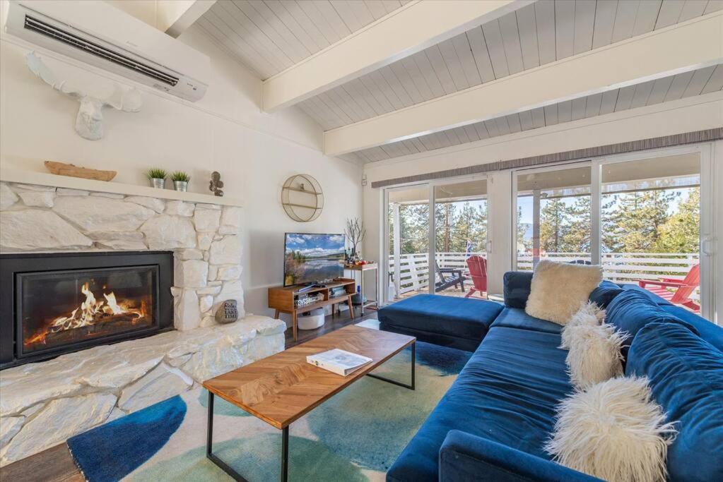 Lake Views, Pet-Friendly Cabin With Hot-Tub In King'S Beach Kings Beach Exterior foto