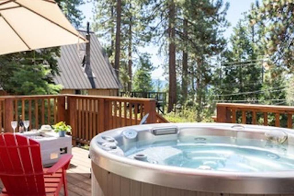 Lake Views, Pet-Friendly Cabin With Hot-Tub In King'S Beach Kings Beach Exterior foto